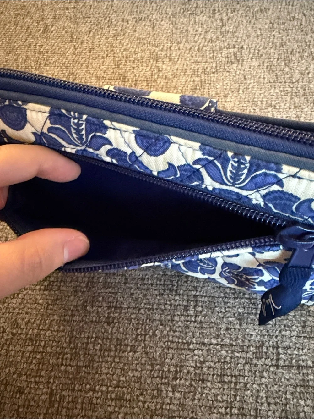 Vera Bradley Blue and Cream Quilted Floral Wallet - Picture 3 of 9
